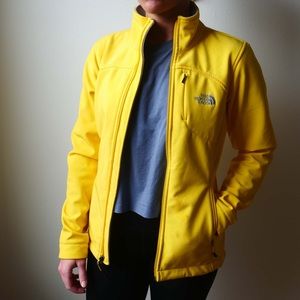 💓NEW LISTING💓 North Face Jacket